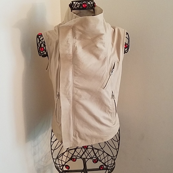 Golde Sleeveless Leather Jacket Vest - Picture 2 of 5